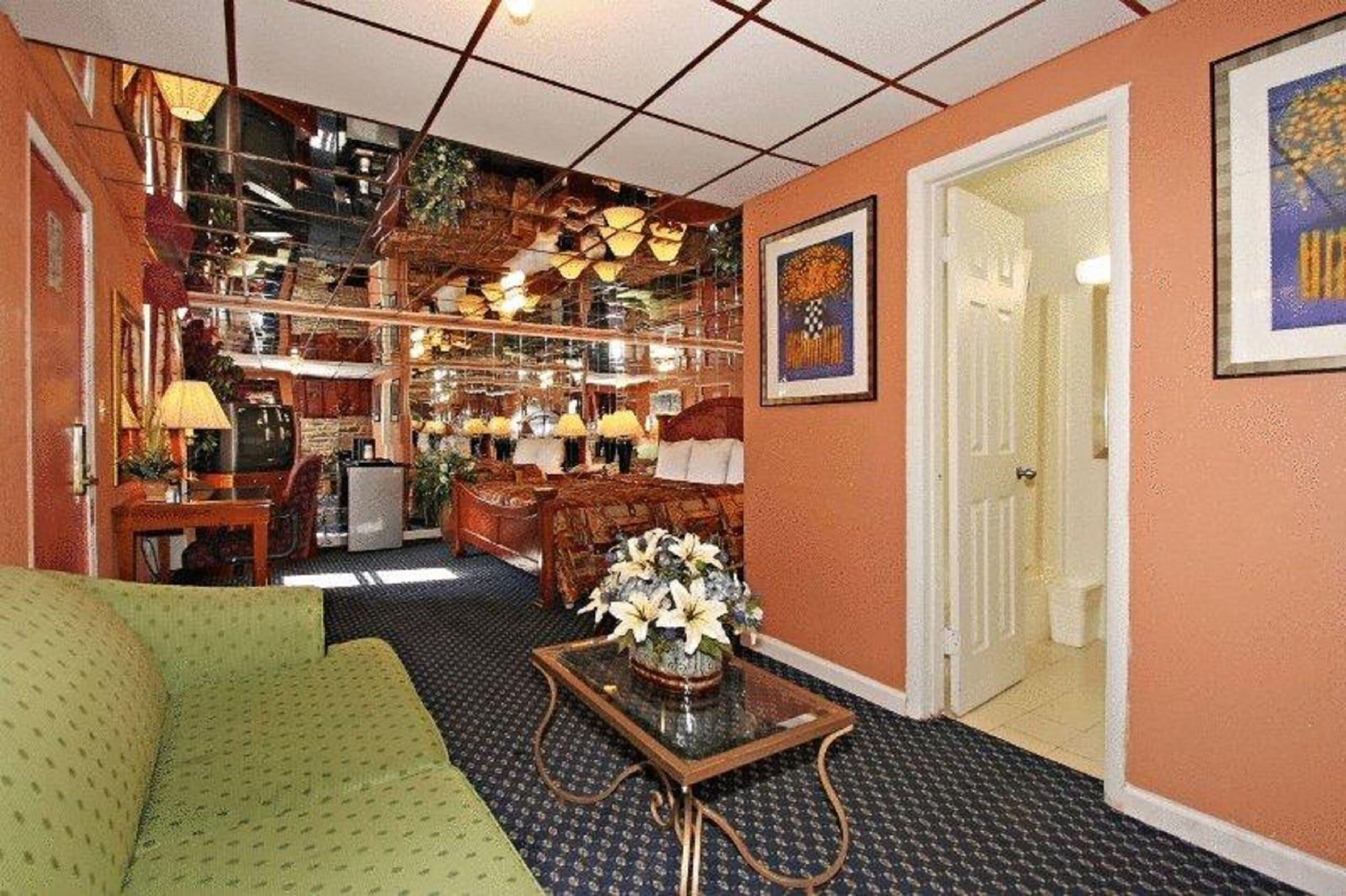The Regal Inn & Suites Rosedale Room photo